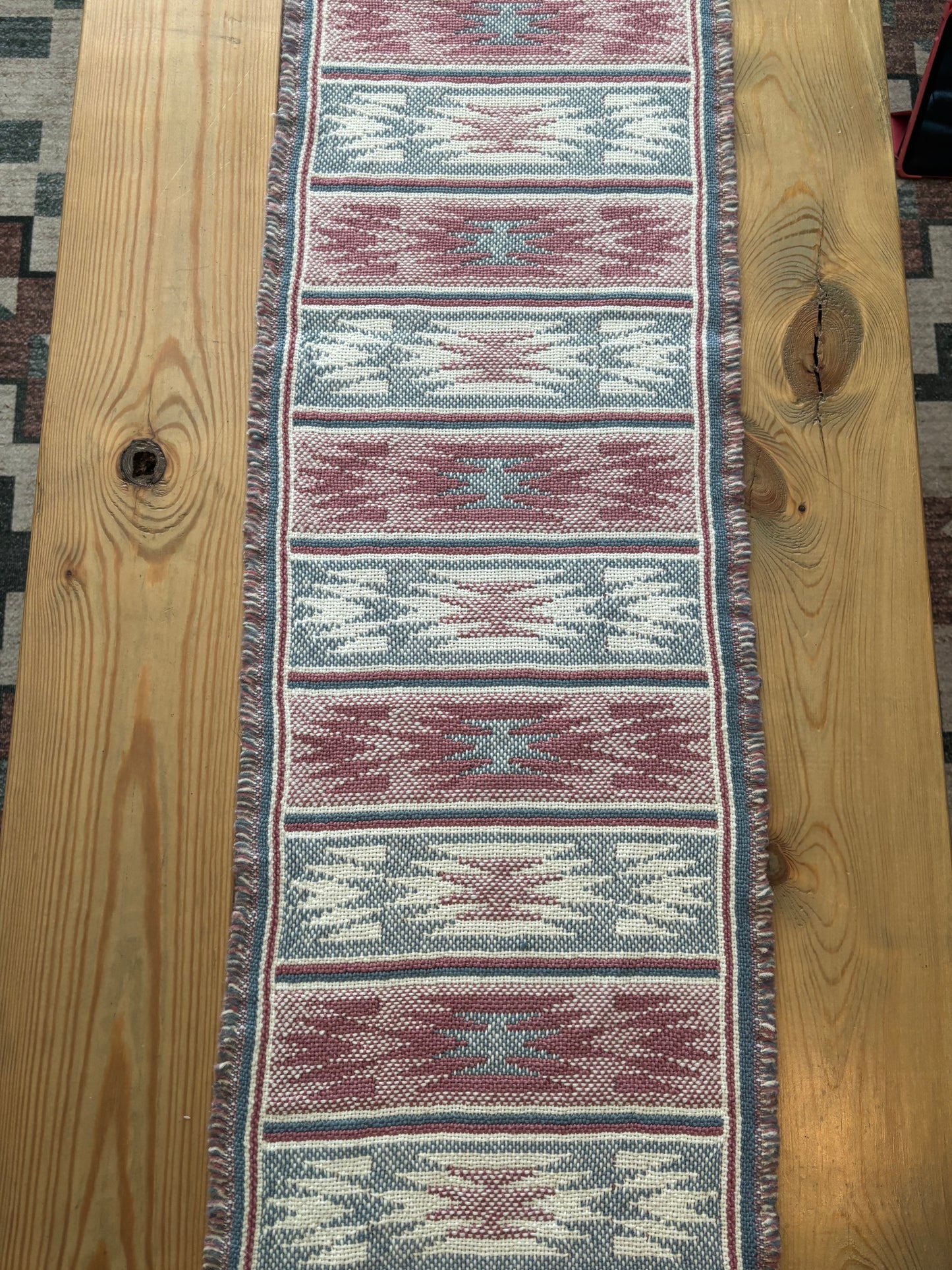 AZTEC WOLVEN TABLE RUNNER *VINTAGE*