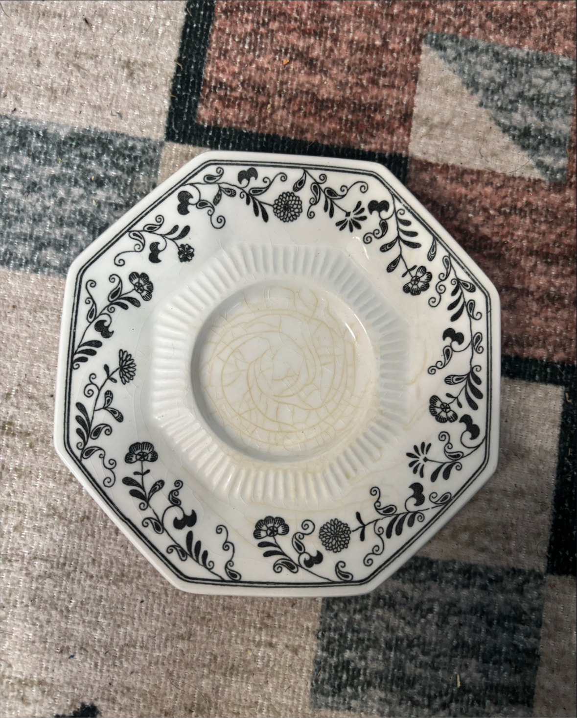 MILLBROOK TRINKET TRAY/ SAUCER *VINTAGE*