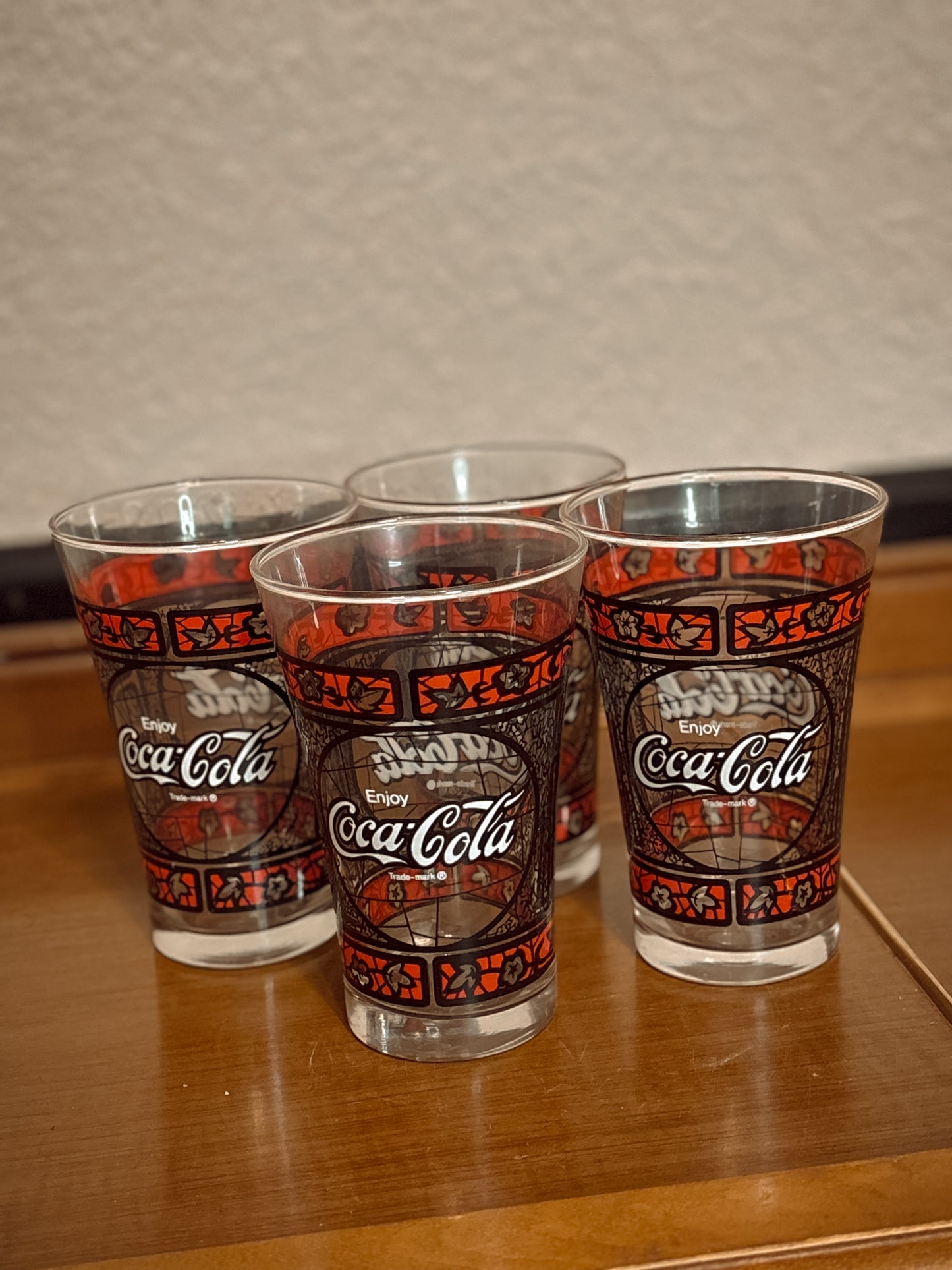 *VINTAGE* COCA-COLA STAINED GLASS STYLE GLASSES SET OF 4