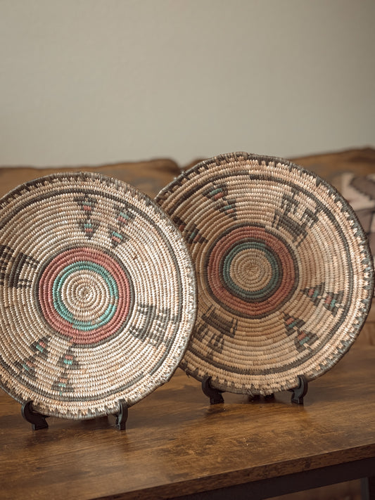 *VINTAGE* NATIVE HAUSA NIGERIAN AFRICAN WOVEN SHALLOW GRAIN BASKET WEDDING BOWL SET OF 2