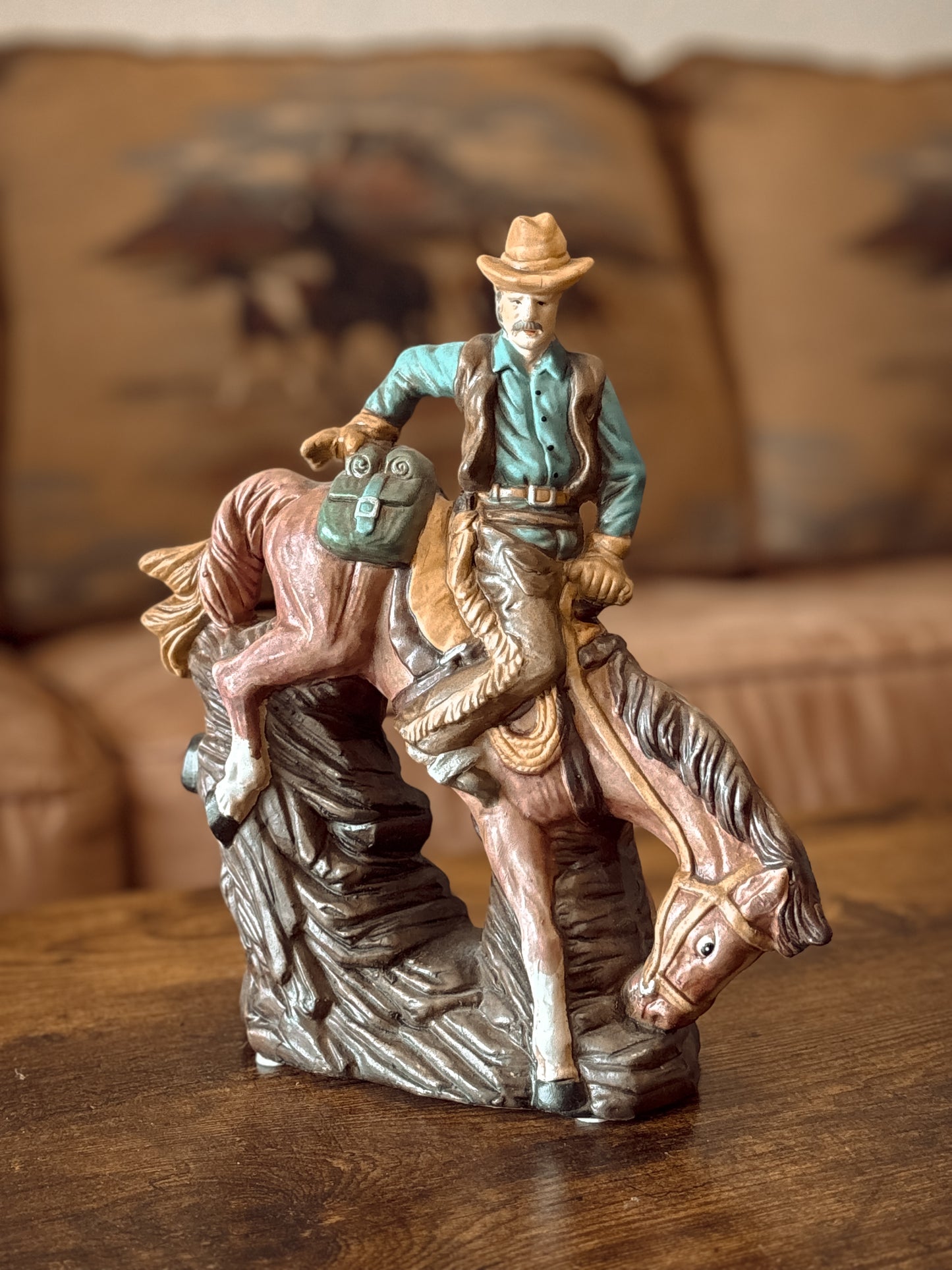 *VINTAGE* CERAMIC COWBOY ON BUCKING HORSE BRONC STATUE FIGURINE, AVERY CREATIONS