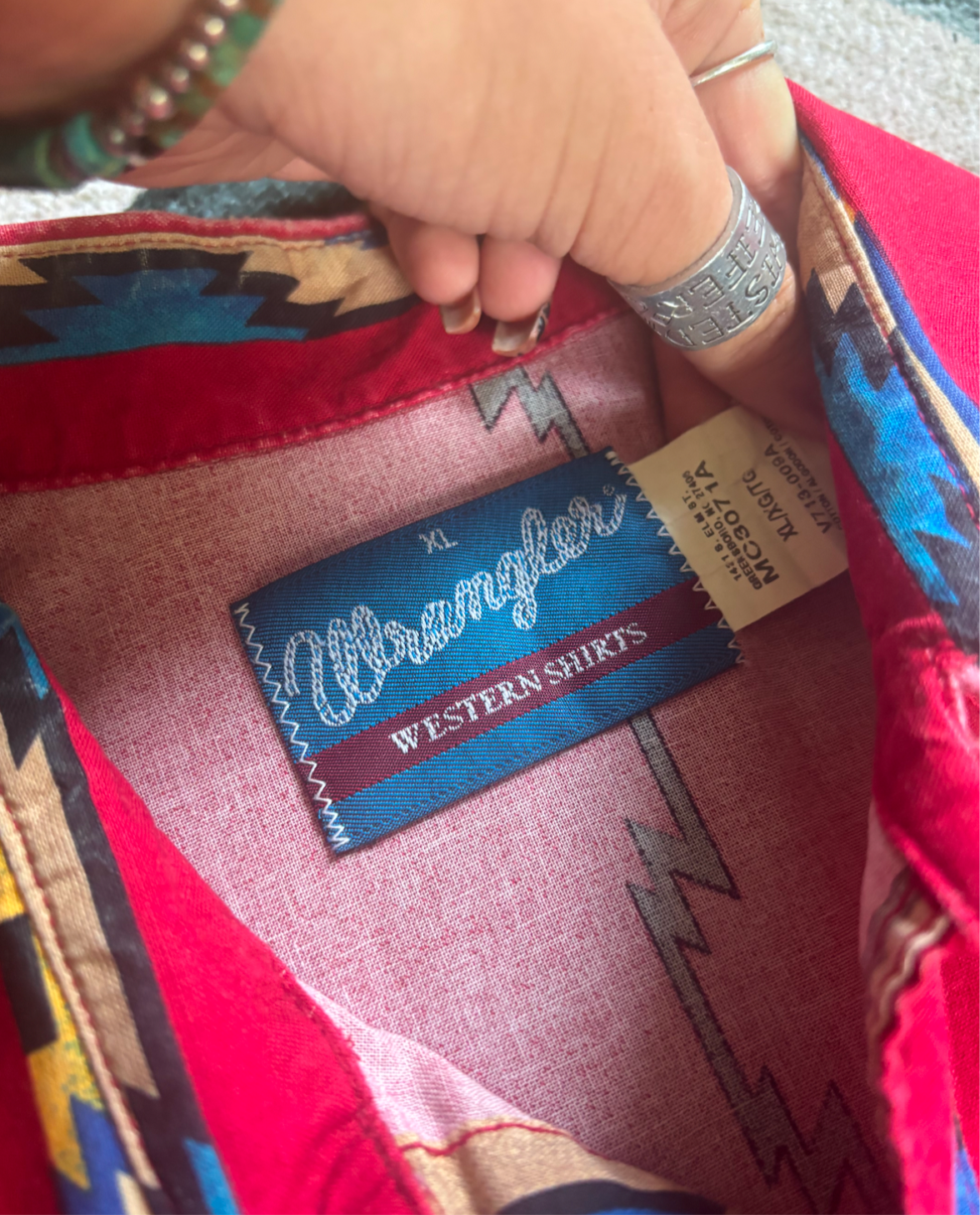 RED/YELLOW AZTEC WRANGLER PEARL SNAP *VINTAGE*