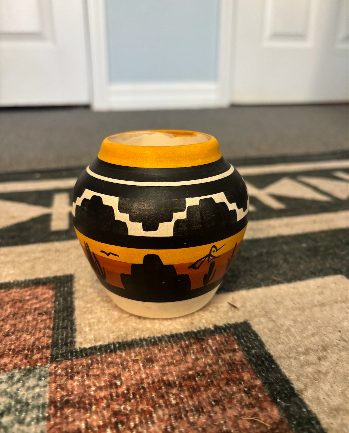 DINÈ CACTUS HANDPAINTED POTTERY SMALL VASE *VINTAGE*