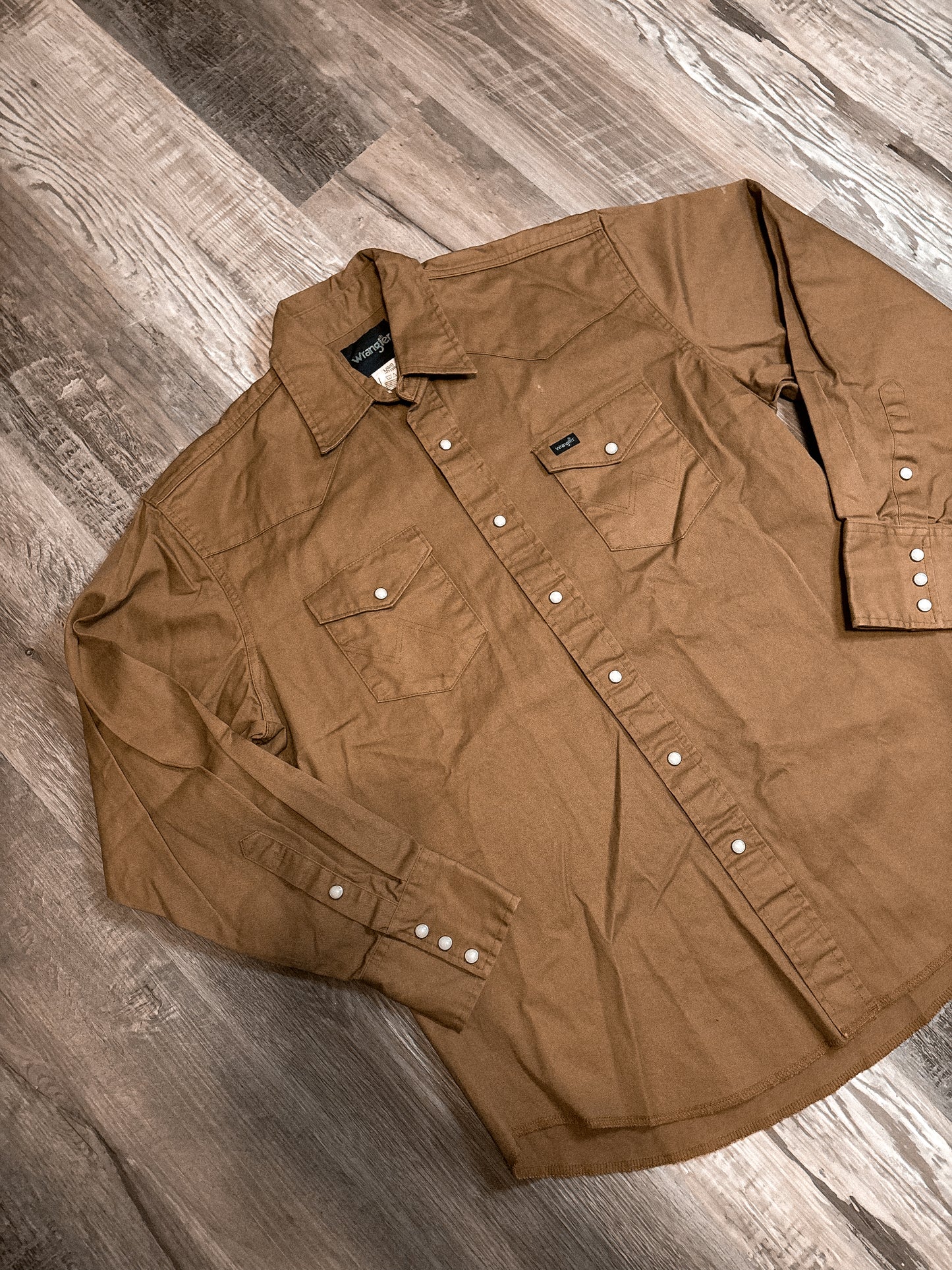 WRANGLER HEAVY DUTY KHAKI TAN PEARL SNAP SHIRT