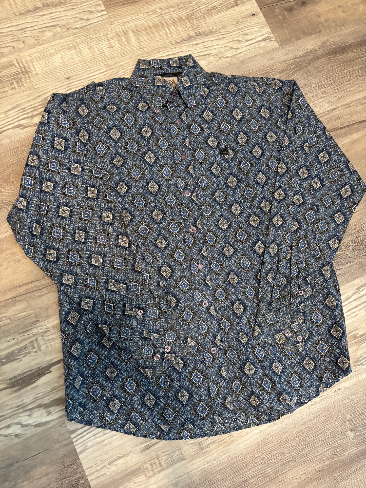 BLUE DIAMOND PAISLEY CINCH BUTTON UP SHIRT