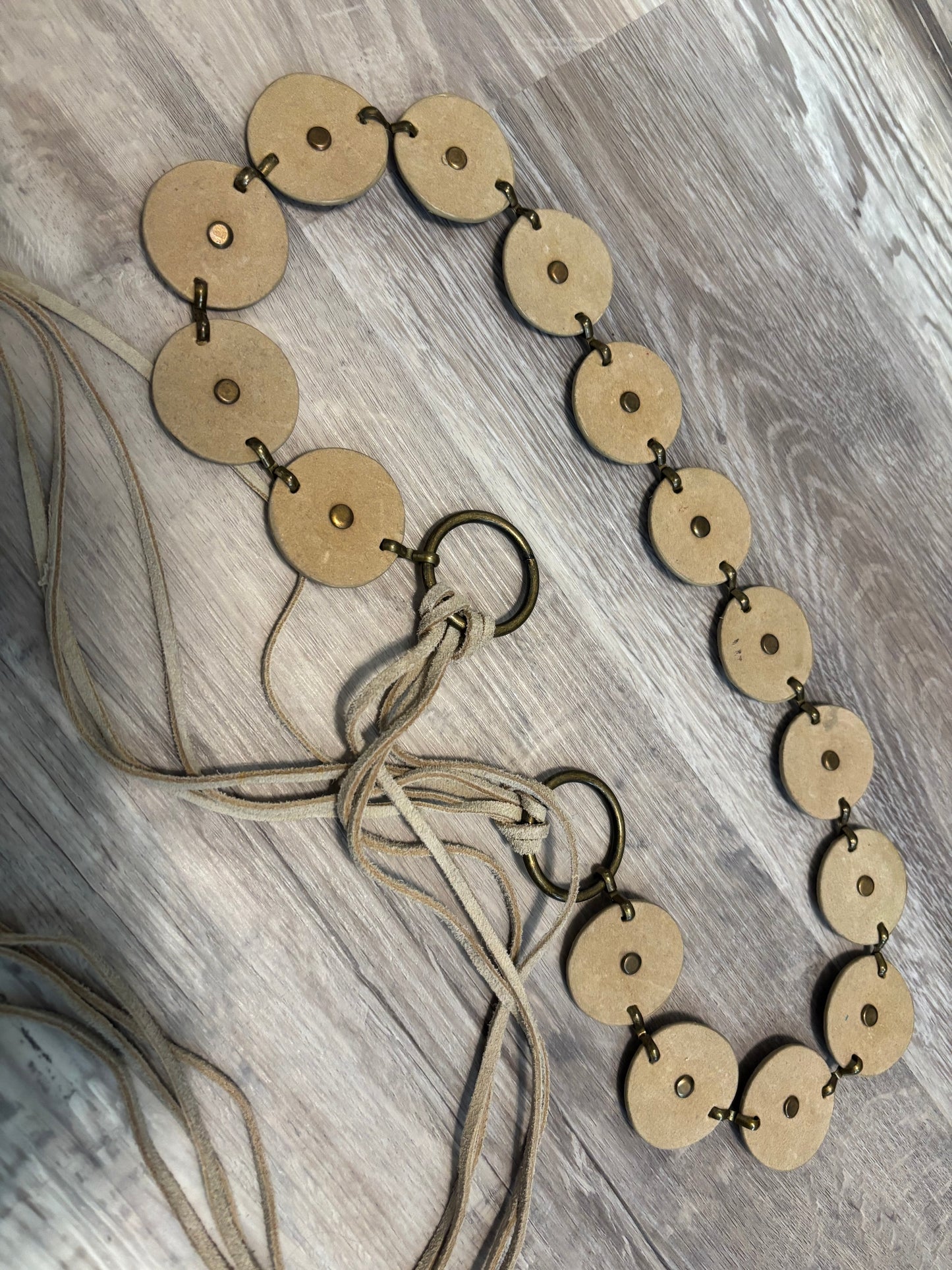 *VINTAGE* TIE CONCHO BELT