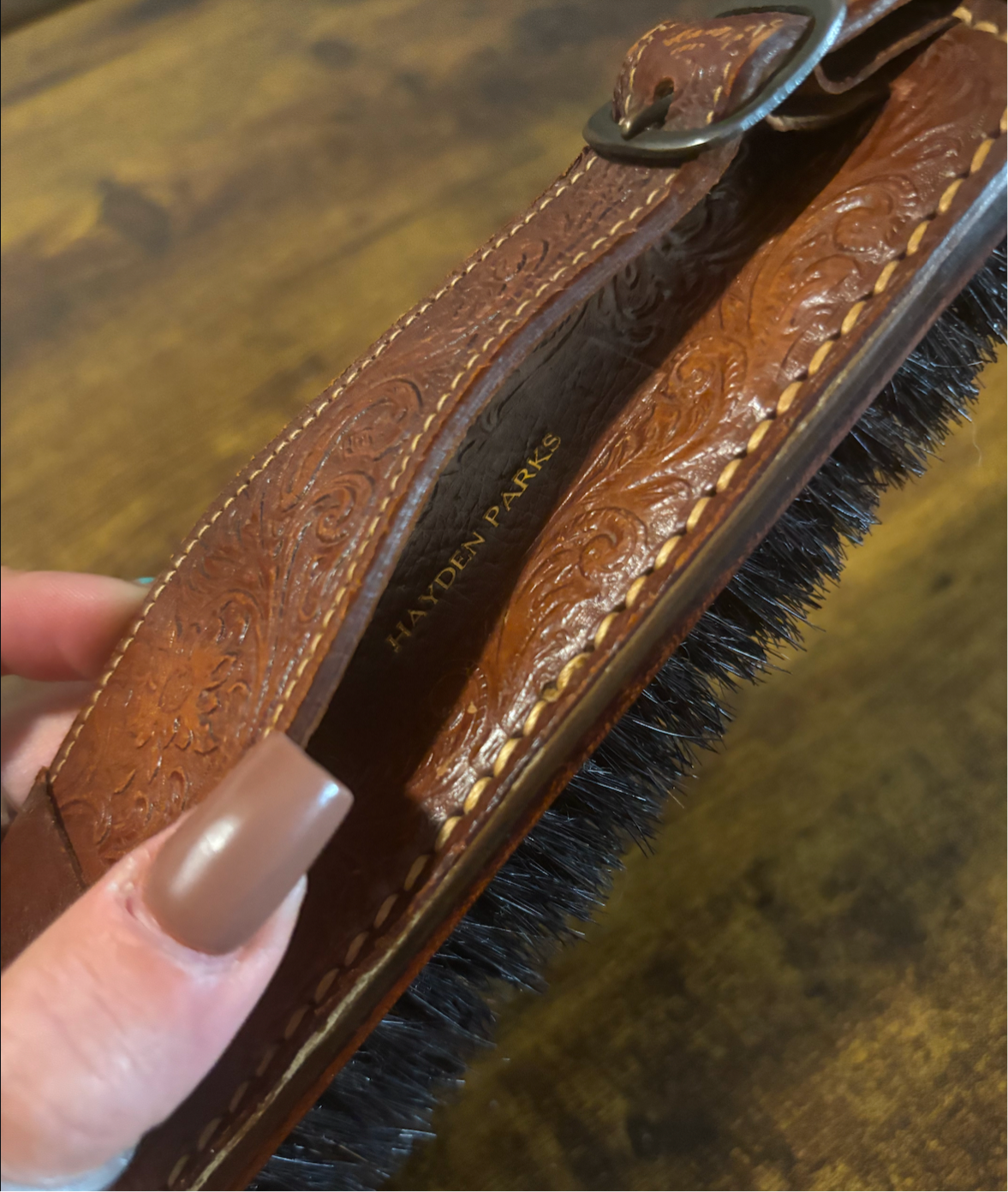 LEATHER TOOLED CLOTHES BRUSH *VINTAGE*