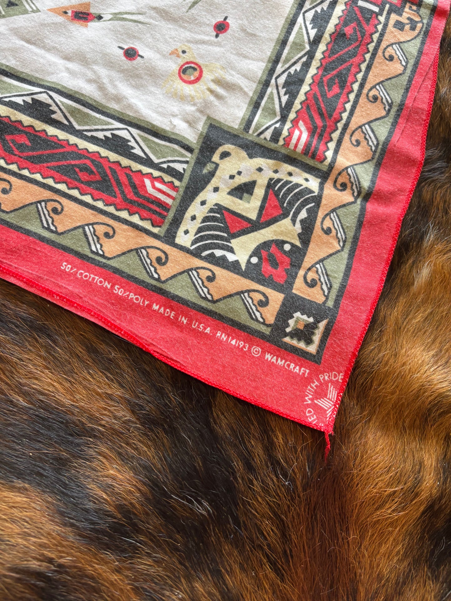 *VINTAGE* WAMCRAFT SOUTH WESTERN NATIVE AMERICAN BANDANA SCARF