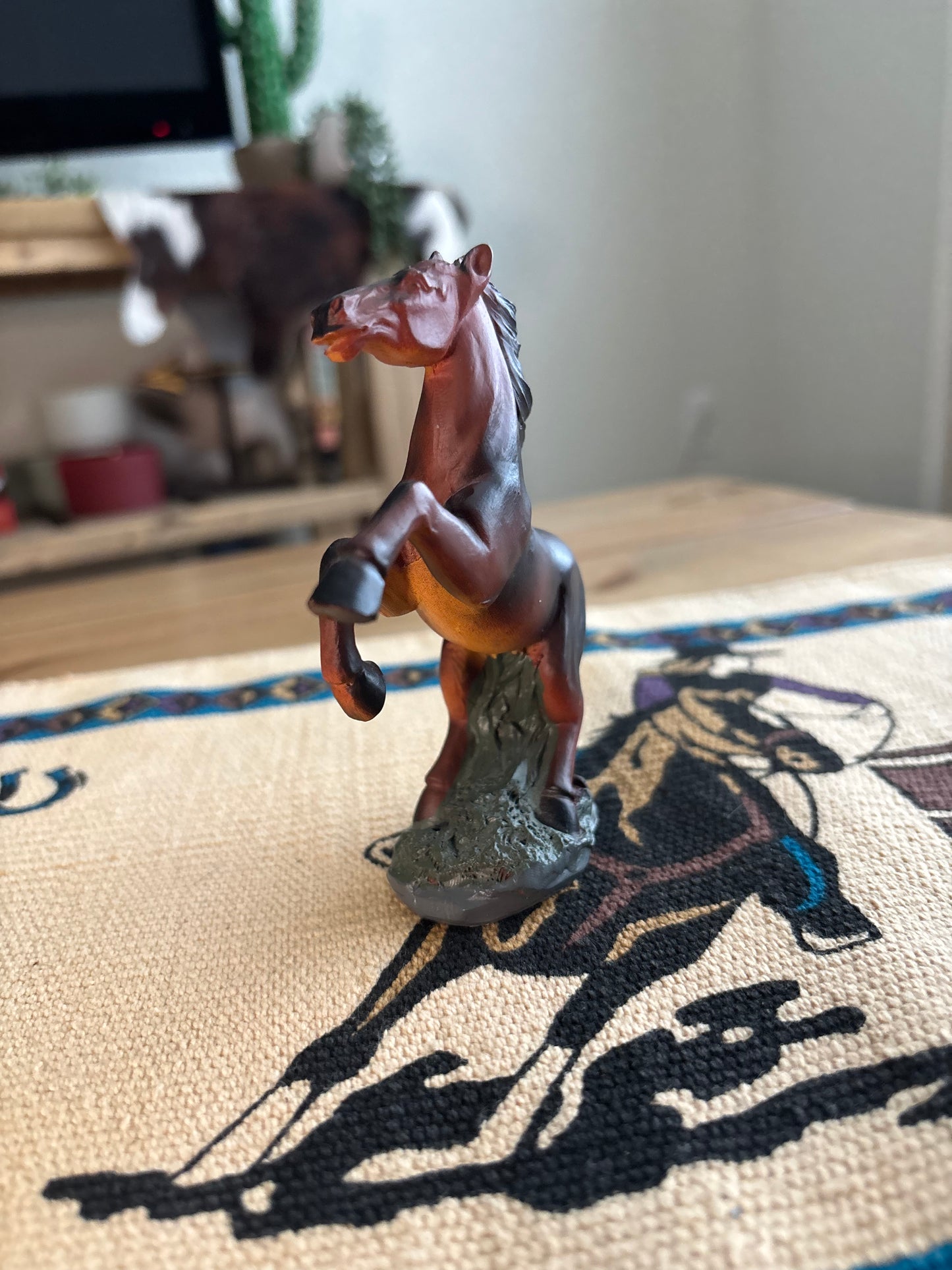 *VINTAGE* SMALL HORSE FIGURINE
