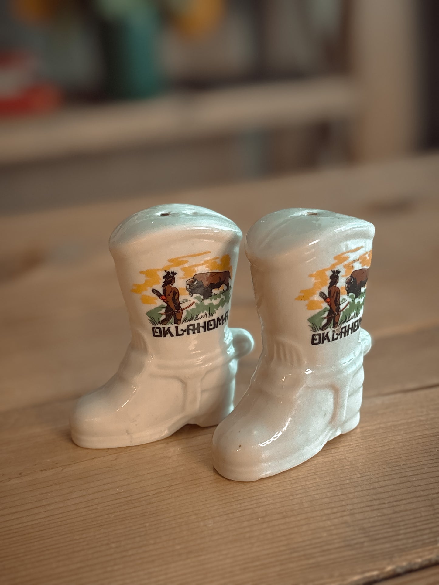 *VINTAGE* COWBOY BOOTS OKLAHOMA SALT & PEPPER SHAKER SET