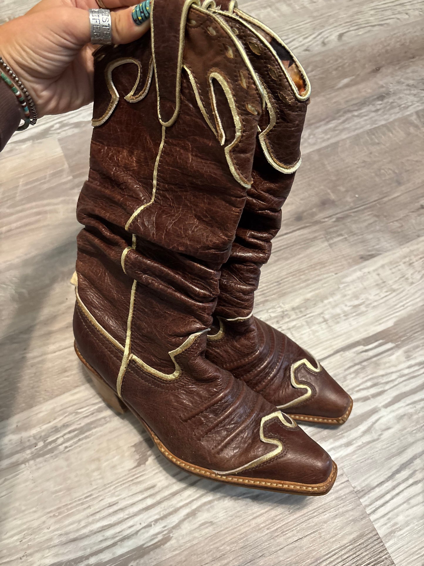 *VINTAGE* NANA BROWN/GOLD LEATHER BOOTS