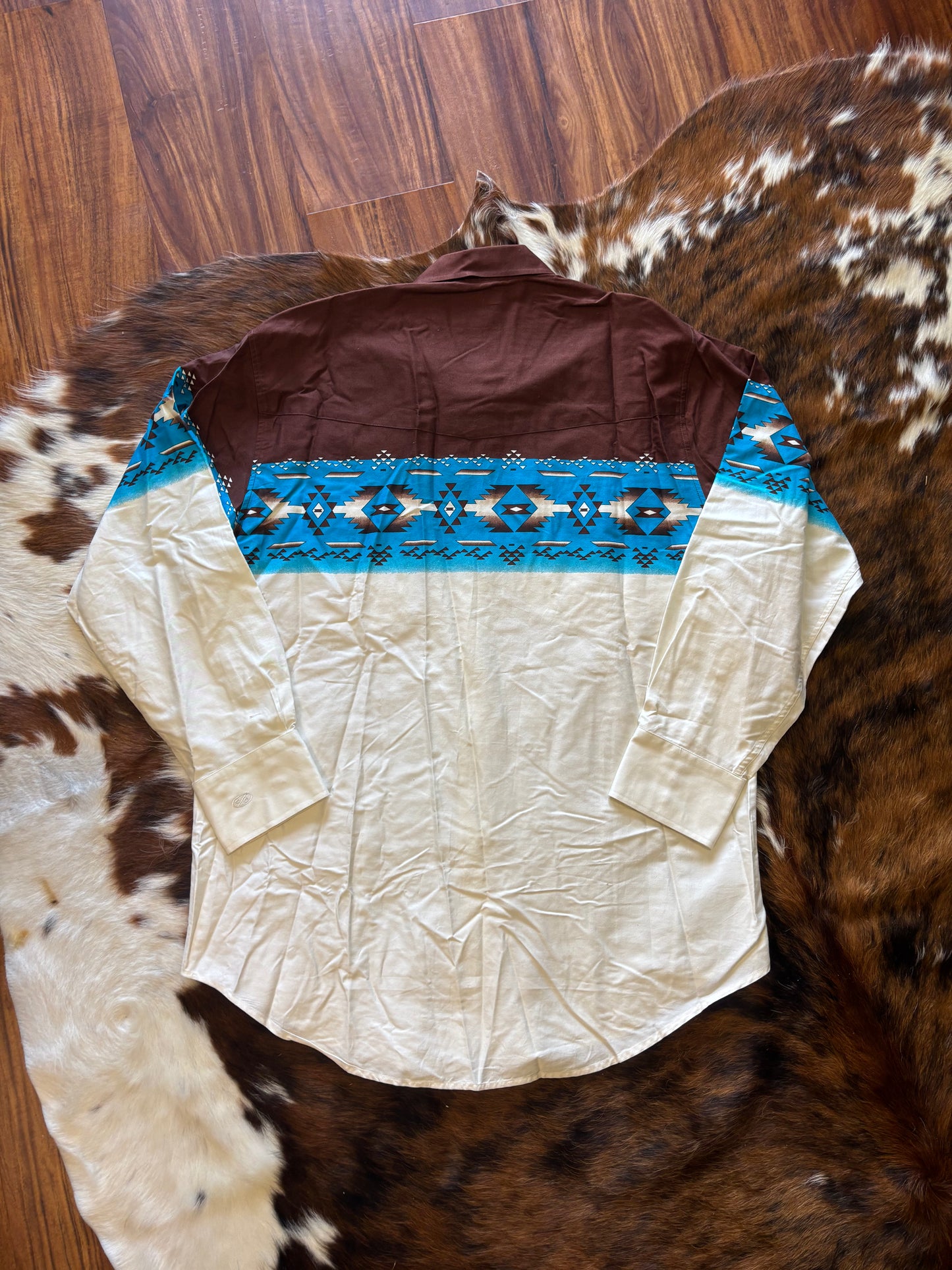 *VINTAGE* BROWN TURQUOISE AZTEC PEARL SNAP