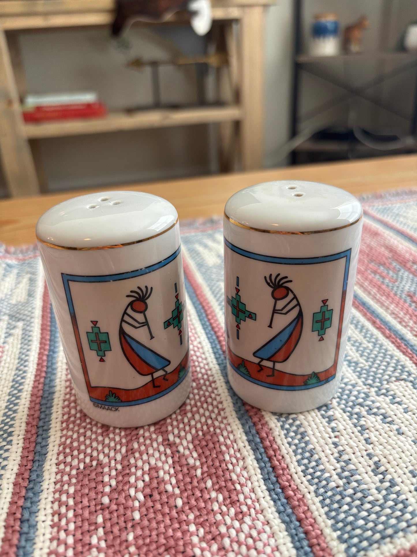 MAACK KOKOPELLI SALT & PEPPER SHAKER SET *VINTAGE*