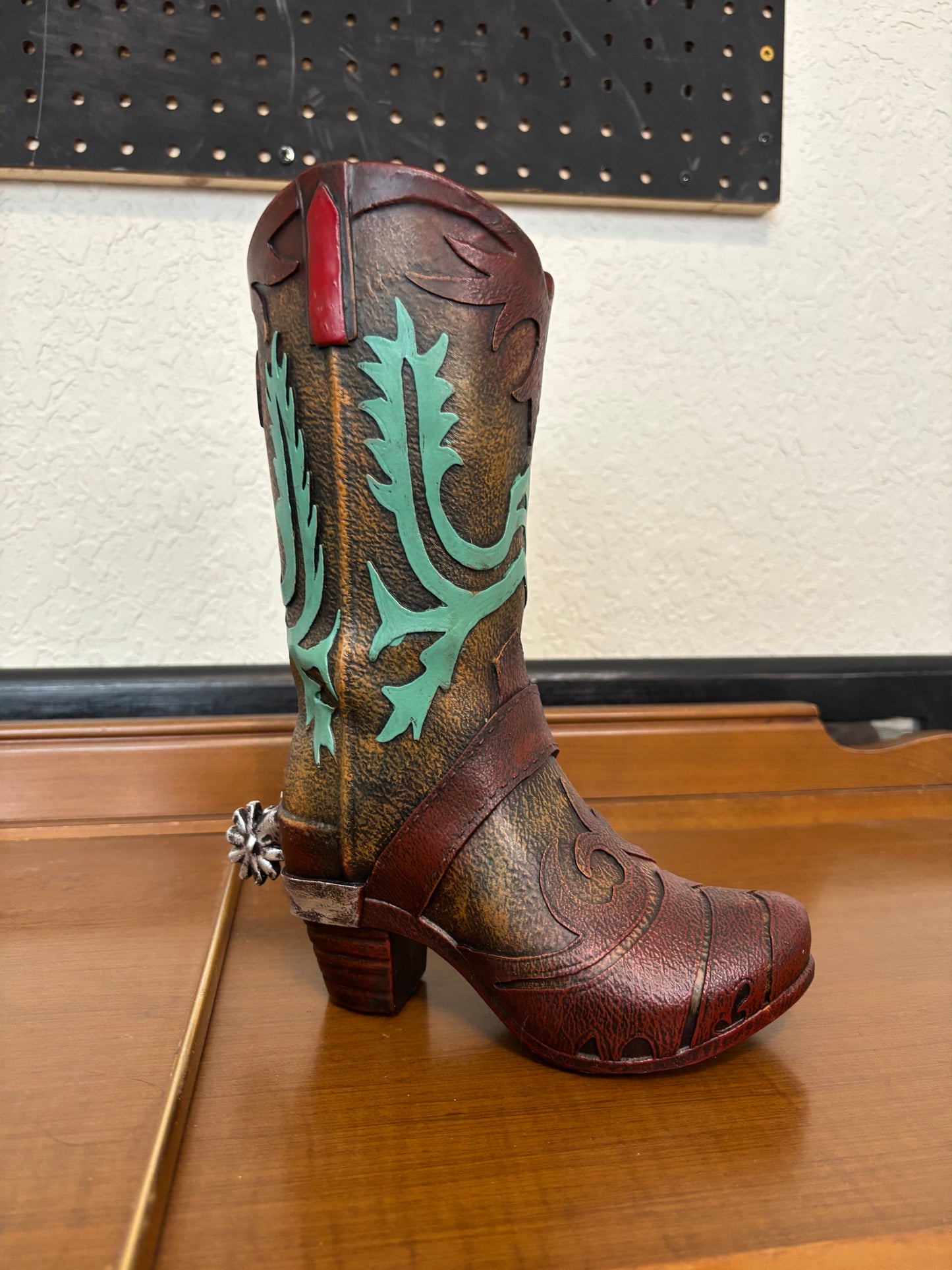 COWGIRL BOOT VASE DECOR