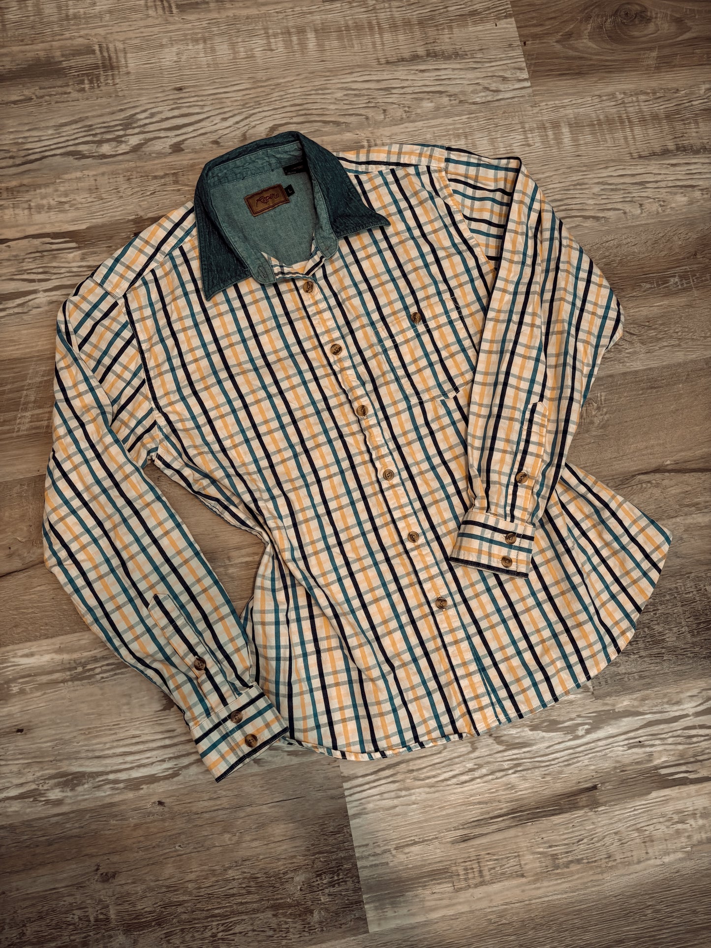 *VINTAGE* DENIM COLLAR PLAID ROPER BUTTON UP