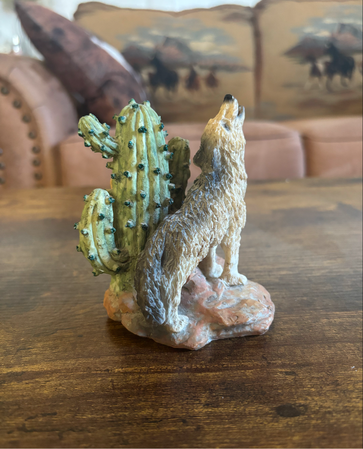 WESTERN CACTUS/ COYOTE FIGURE *VINTAGE*