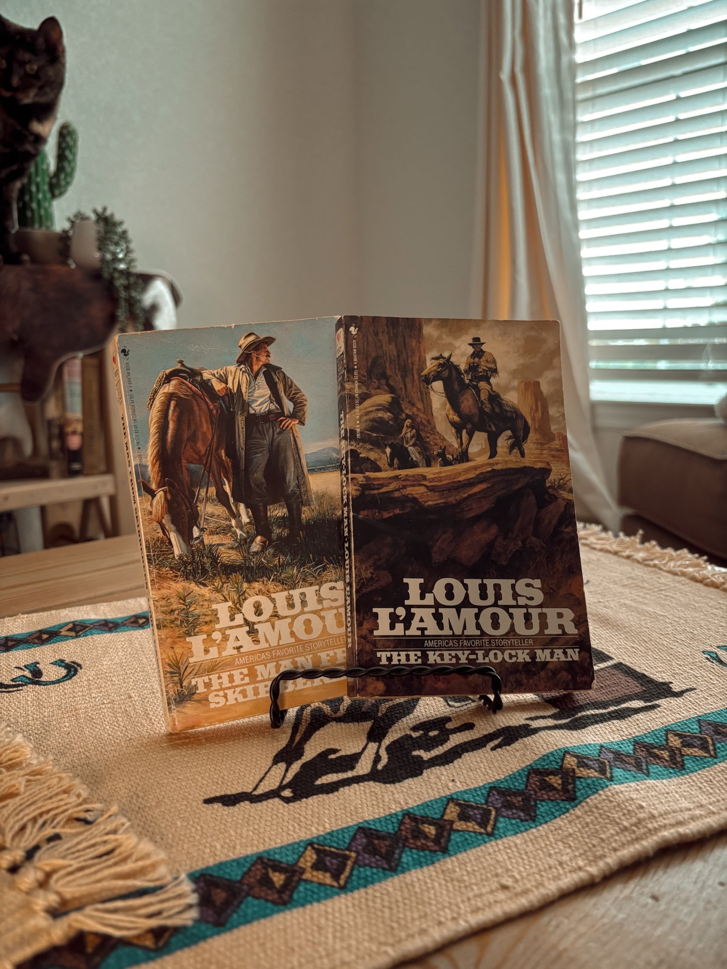 *VINTAGE* THE MAN FROM SKIBBEREEN & THE KEY LOCK MAN LOUIS L’AMOUR BOOKS