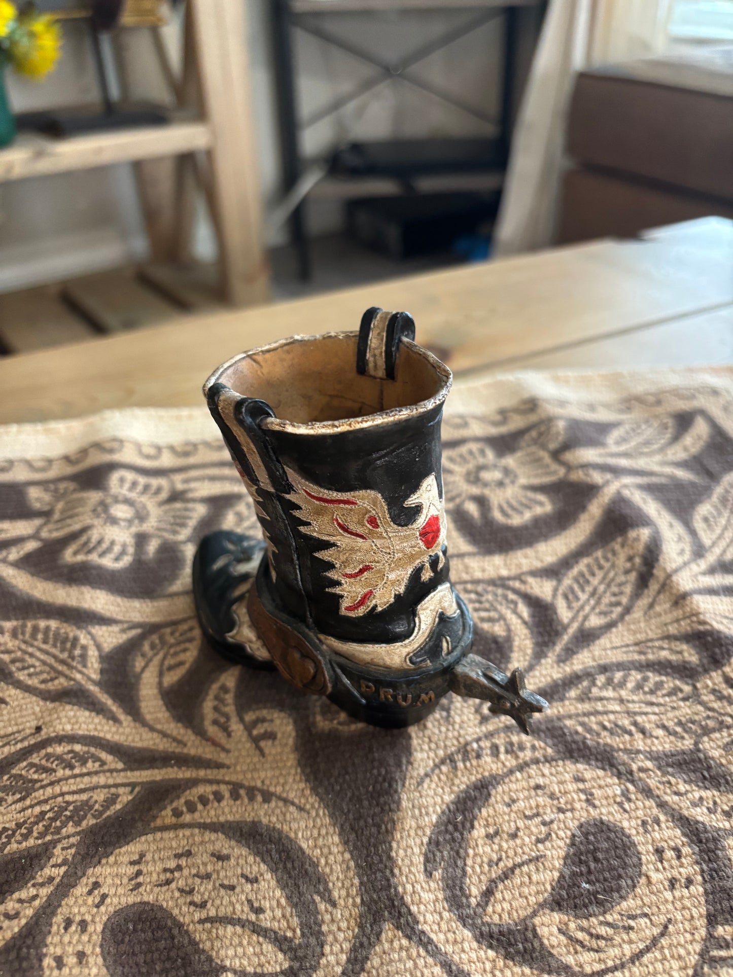 SMALL BOOT VASE