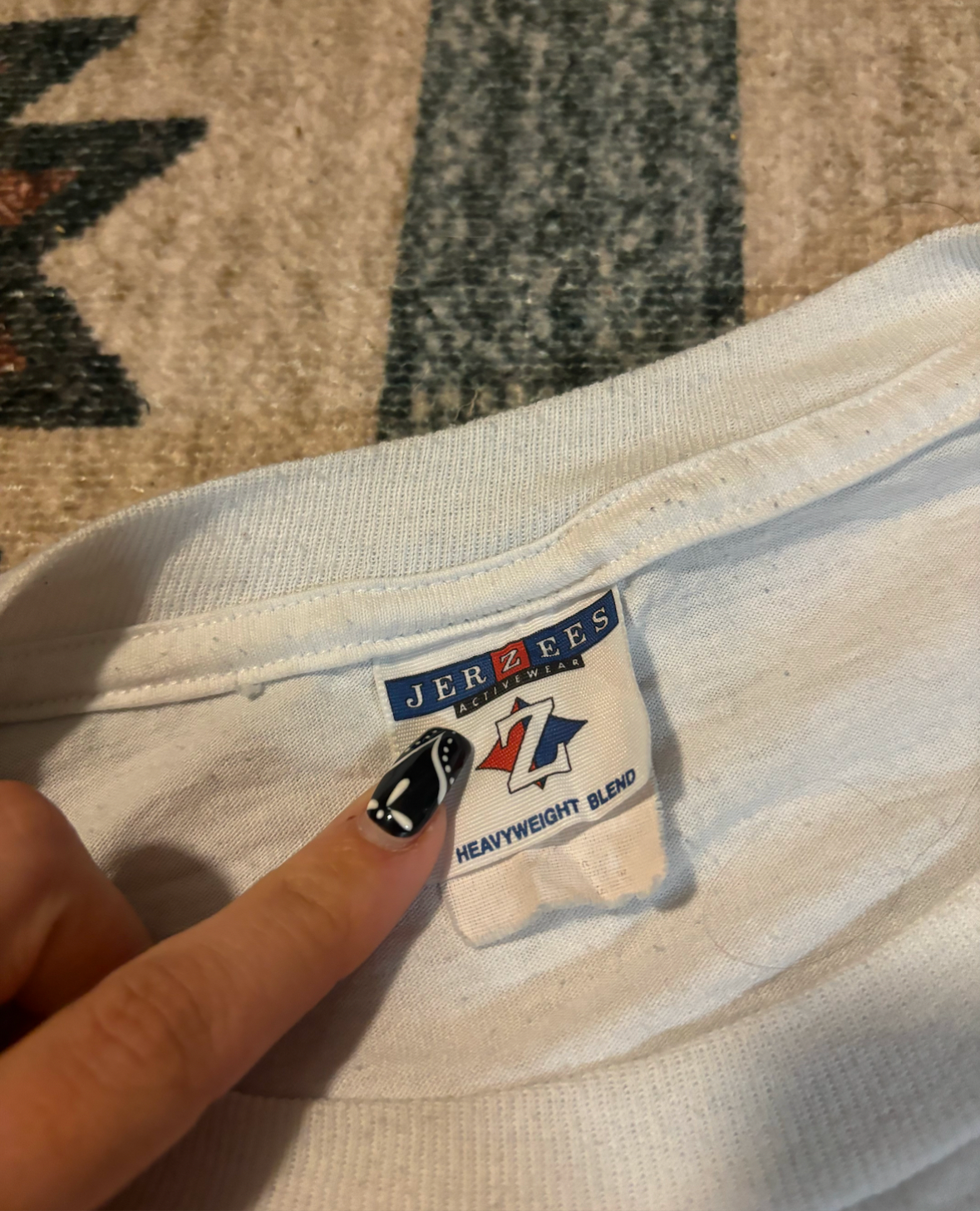 RED BARN & HORSES LONG SLEEVE TEE *VINTAGE*