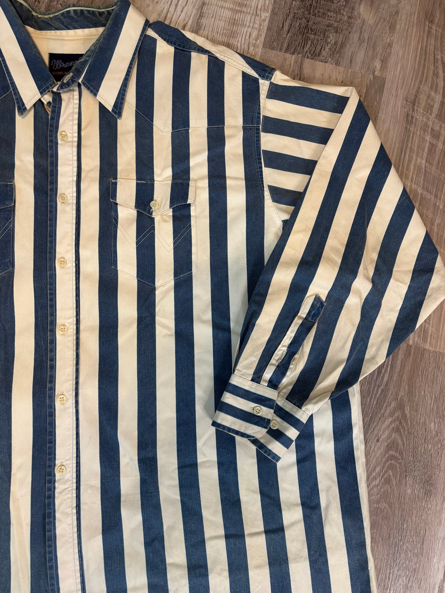 BLUE STRIPED BUTTON UP WRANGLER (VERY THICK) *VINTAGE*