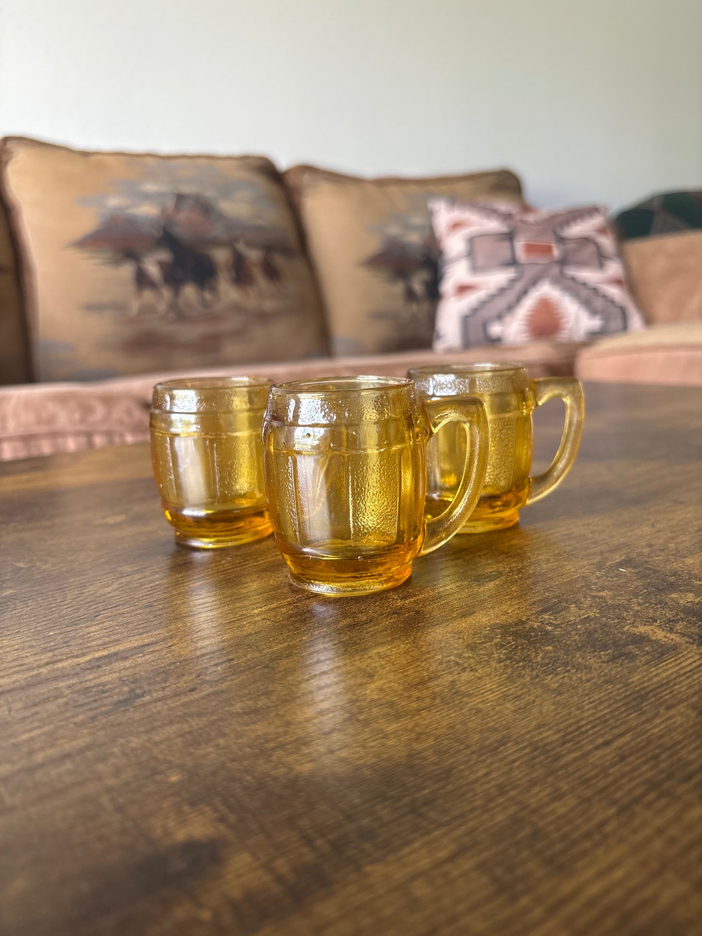 *VINTAGE* HAZEL ATLAS MINI WHISKEY BARREL SHOT GLASSES (SET OF 3)