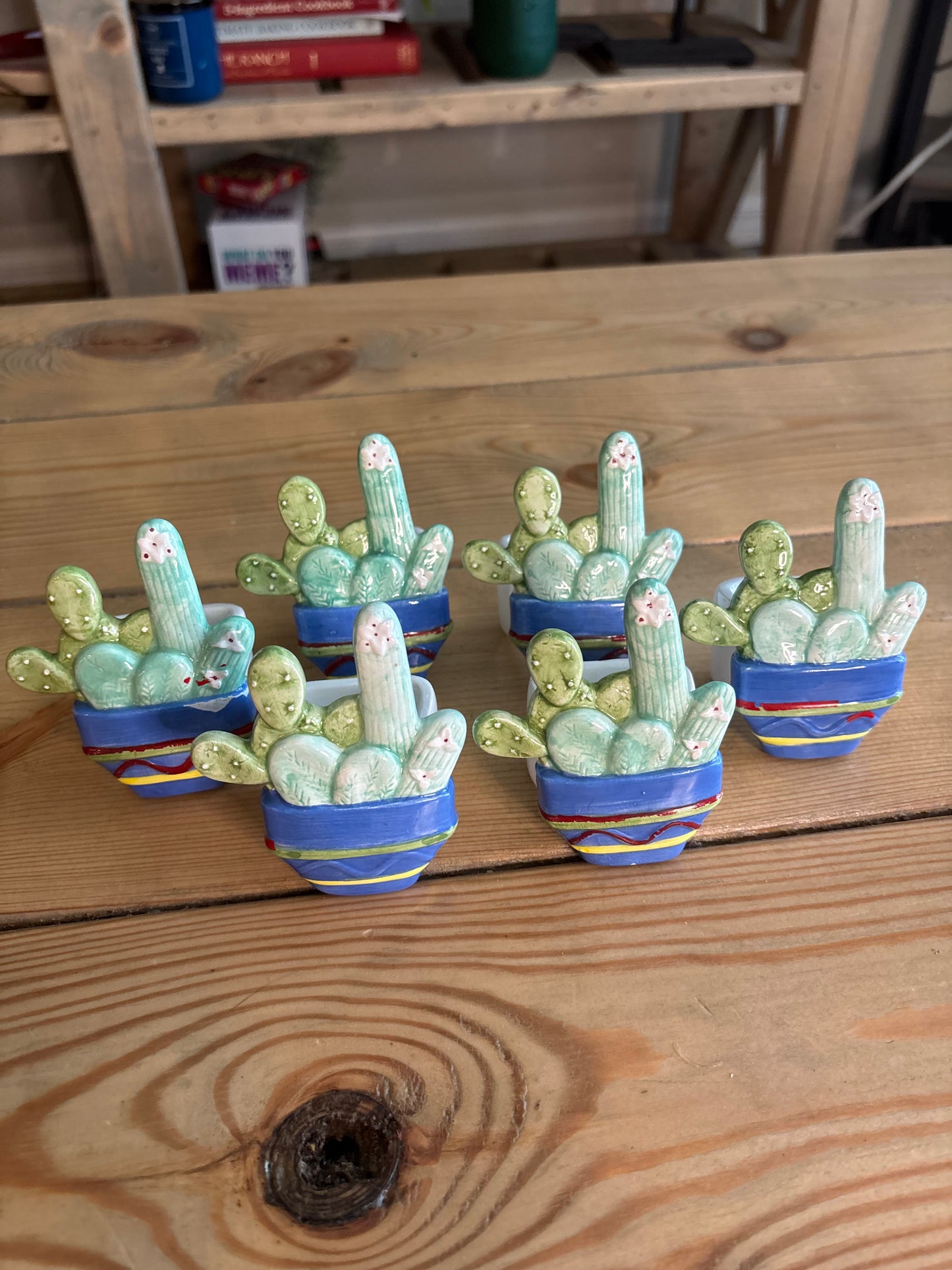 *VINTAGE* CERAMIC CACTUS NAPKIN RING HOLDERS SET OF 6