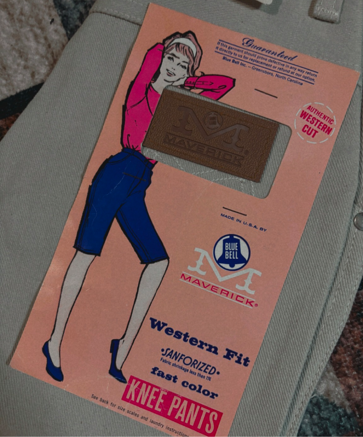 22” DEADSTOCK MAVERICK KHAKI SHORTS *VINTAGE