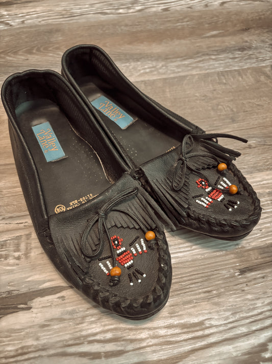 VALLEY LANE THUNDERBIRD BEADED MOCCASINS
