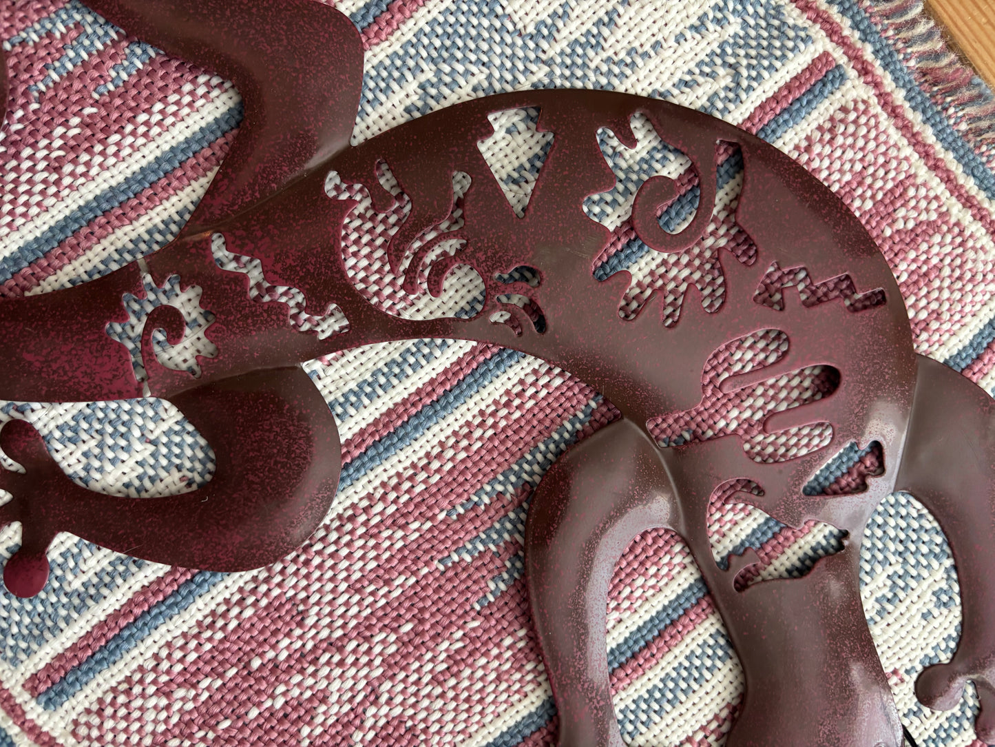 SOUTHWESTERN TIN WALL HANGING LIZARD *VINTAGE*