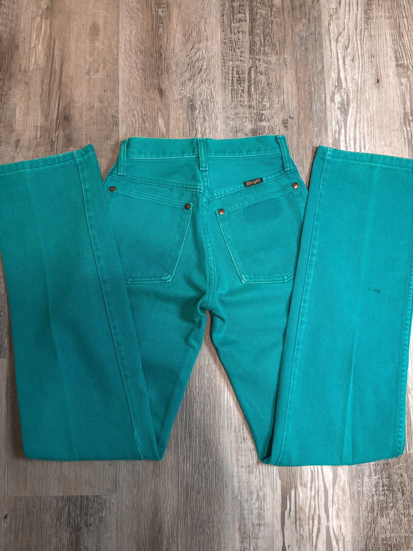 23" TURQUOISE WRANGLER JEANS *VINTAGE*