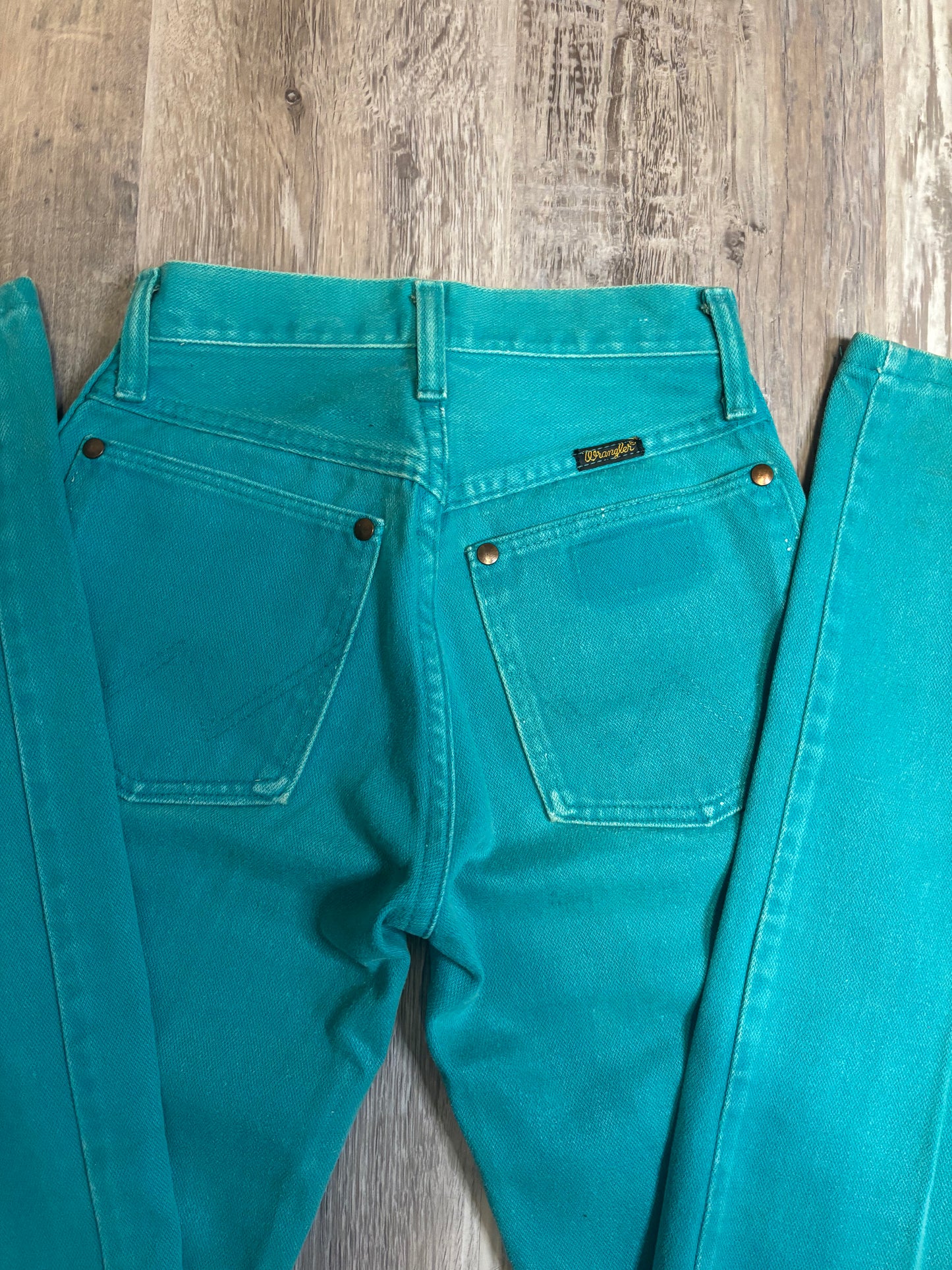 23" TURQUOISE WRANGLER JEANS *VINTAGE*