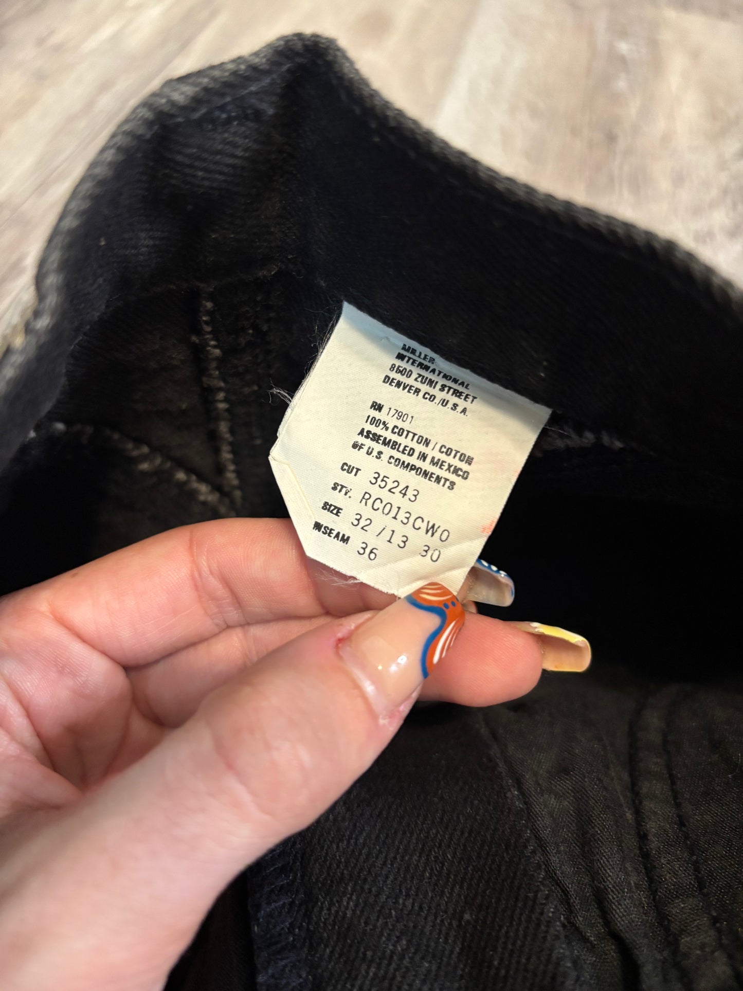 29.5" BLACK DENIM BAREBACK ROCKIES JEANS *VINTAGE*