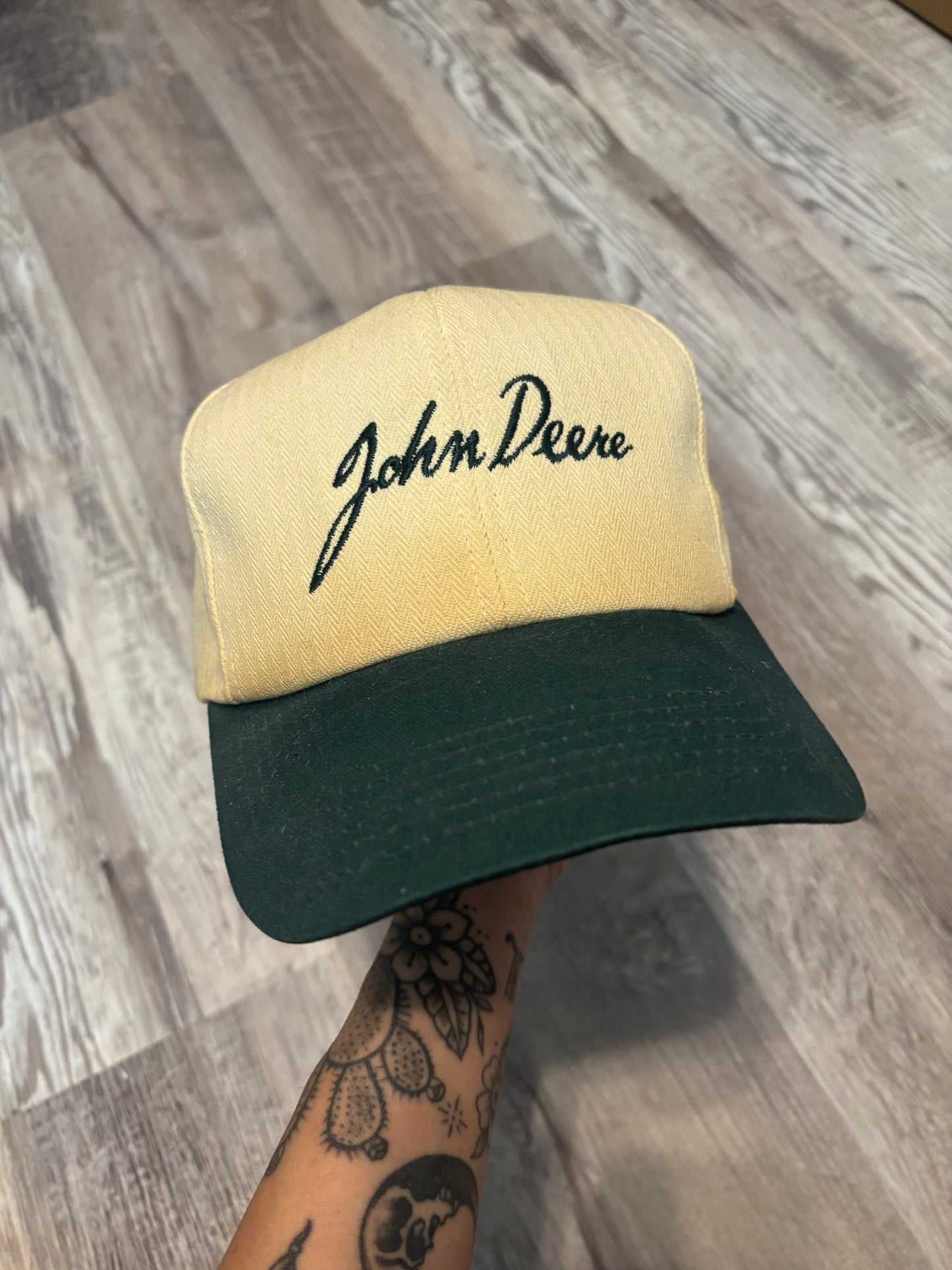 JOHN DEERE TRUCKER SNAPBACK HAT *VINTAGE*