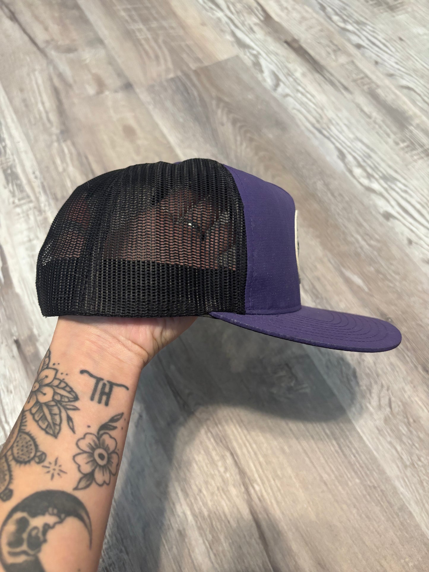 PURPLE HOOEY BRAND TRUCKER SNAPBACK HAT