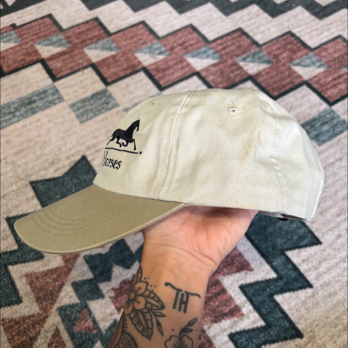 SHOW HORSES HAT *VINTAGE*