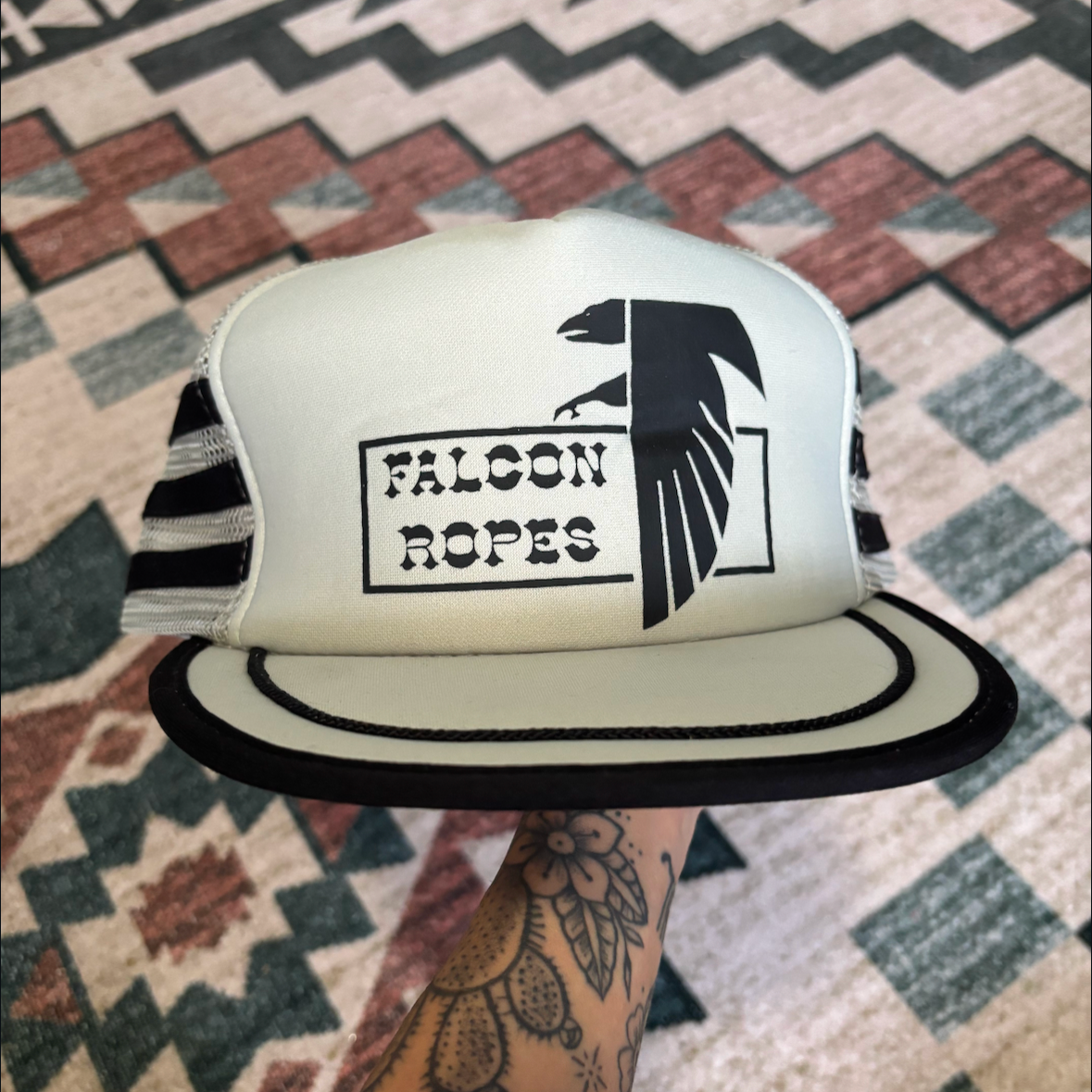 FALCON ROPES TRUCKER SNAPBACK HAT *VINTAGE*
