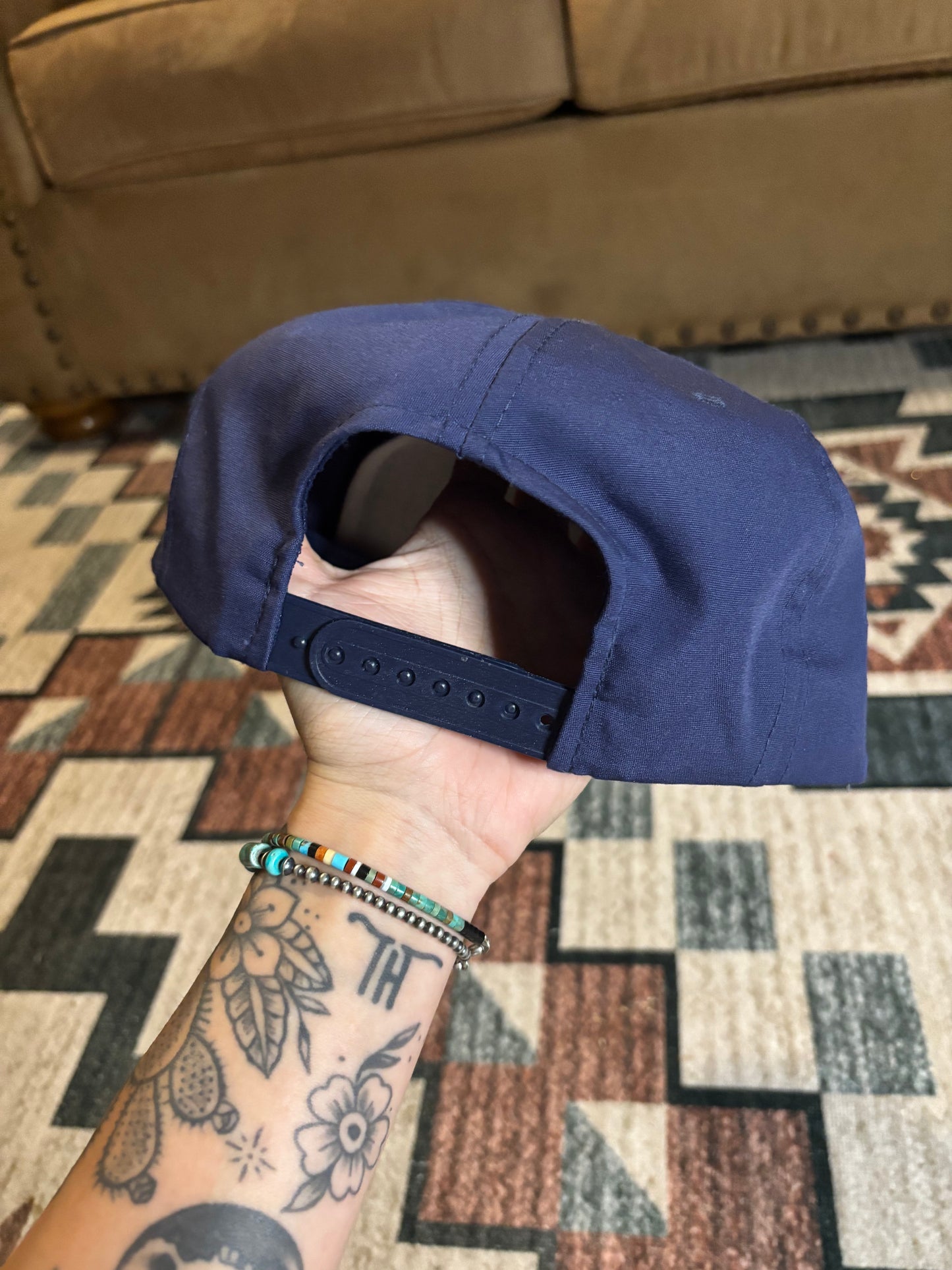 LOVE THAT COUNTRY MUSIC TRUCKER HAT *VINTAGE*