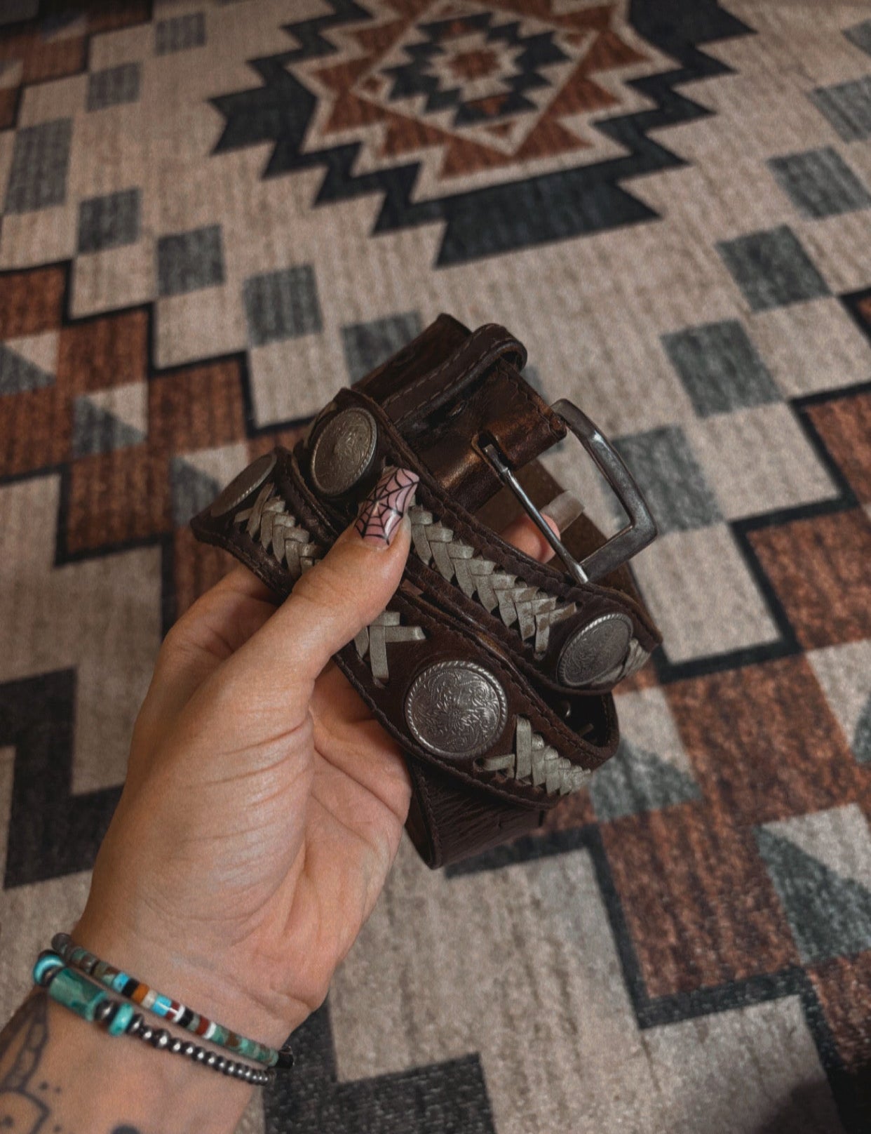 OLD COWBOY LEATHER CONCHO BELT *VINTAGE*